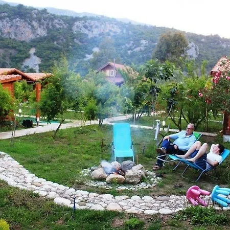 Otel Iz 3*
